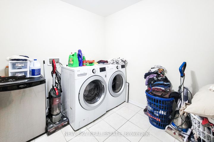 Photo 39 at 65 Cactus Crescent, Stoney Creek Mountain, Hamilton