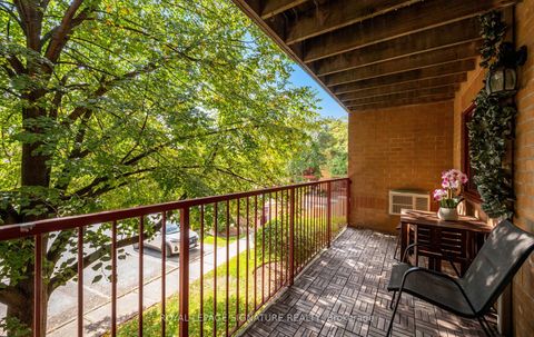 Photo 40 at 1021 - 1504 Pilgrims Way, GA Glen Abbey, Oakville