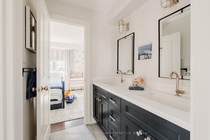 Photo 24 at 34B Long Crescent, The Beaches, Toronto