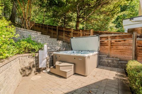 Photo 38 at 34B Long Crescent, The Beaches, Toronto