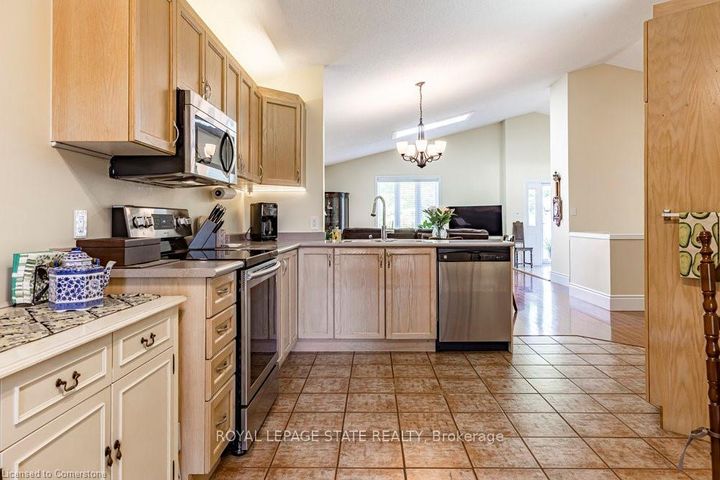Photo 9 at 1510 Norwood Avenue, Grindstone, Burlington