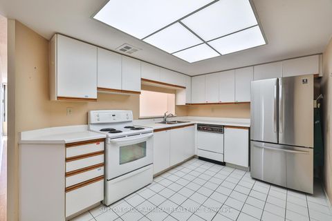 Photo 7 at 308 - 7420 Bathurst Street, Brownridge, Vaughan