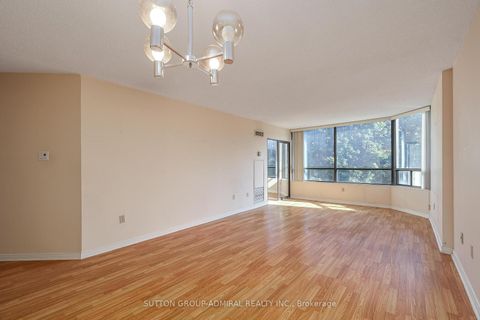 Photo 11 at 308 - 7420 Bathurst Street, Brownridge, Vaughan