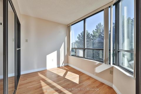 Photo 13 at 308 - 7420 Bathurst Street, Brownridge, Vaughan