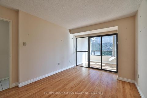 Photo 22 at 308 - 7420 Bathurst Street, Brownridge, Vaughan