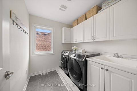 Photo 32 at 30 Bannockburn Drive, Vellore Village, Vaughan