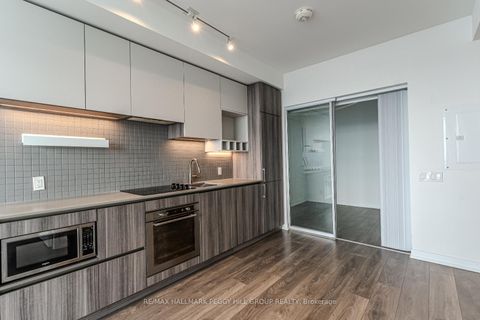 Photo 4 at PH05 - 5 Buttermill Avenue, Vaughan Corporate Centre, Vaughan
