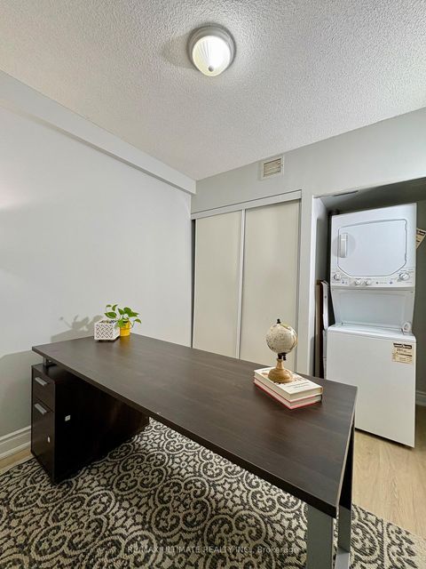 Photo 2 at 207 - 2464 Weston Road, Weston, Toronto