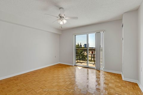 Photo 6 at 415 - 2502 Rutherford Road, Maple, Vaughan