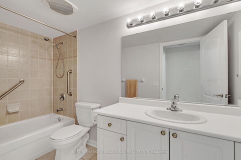 Photo 18 at 415 - 2502 Rutherford Road, Maple, Vaughan