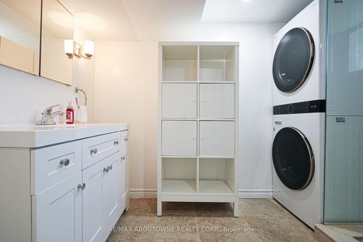 Photo 34 at 2105 Maplewood Drive, Brant, Burlington