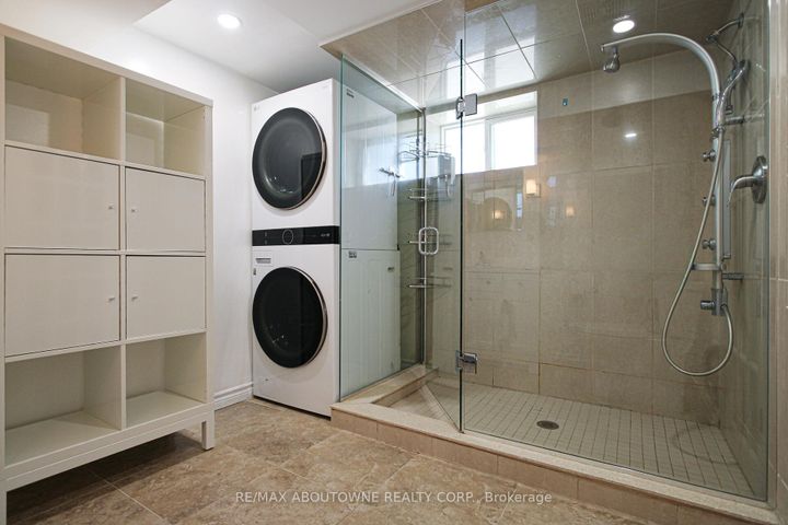 Photo 35 at 2105 Maplewood Drive, Brant, Burlington