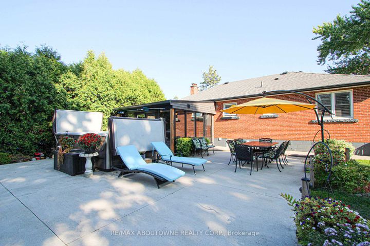 Photo 39 at 2105 Maplewood Drive, Brant, Burlington