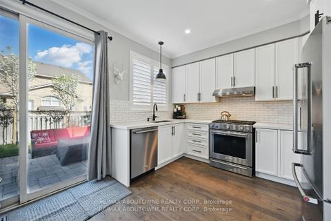 Photo 10 at 2536 Bracken Drive, WM Westmount, Oakville