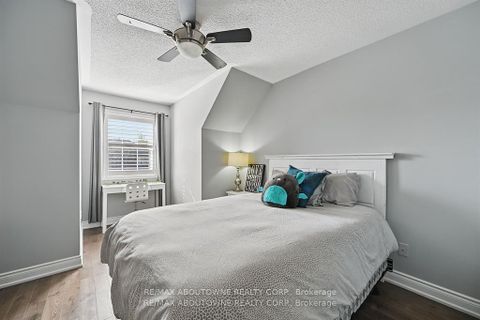 Photo 27 at 2536 Bracken Drive, WM Westmount, Oakville