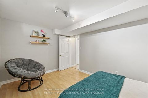 Photo 32 at 2536 Bracken Drive, WM Westmount, Oakville