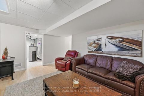 Photo 36 at 2536 Bracken Drive, WM Westmount, Oakville