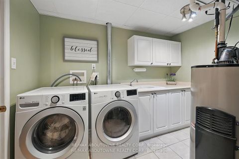 Photo 37 at 2536 Bracken Drive, WM Westmount, Oakville