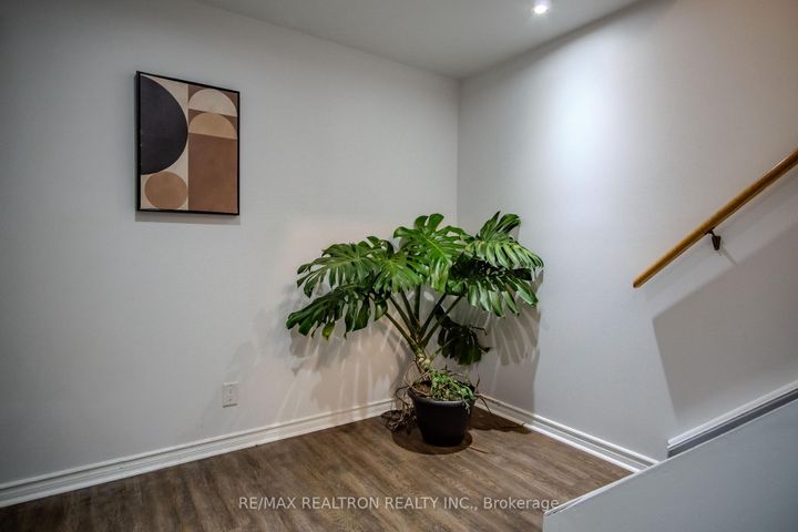Photo 40 at 214 Graburn Ave Avenue, Central, Oshawa