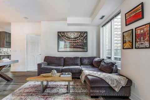 Photo 3 at 701 - 35 Balmuto Street, Bay Street Corridor, Toronto