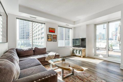 Photo 4 at 701 - 35 Balmuto Street, Bay Street Corridor, Toronto