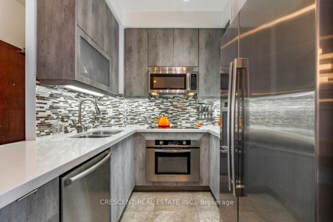 Photo 12 at 701 - 35 Balmuto Street, Bay Street Corridor, Toronto Photo 12 at 701 - 35 Balmuto Street, Bay Street Corridor, Toronto