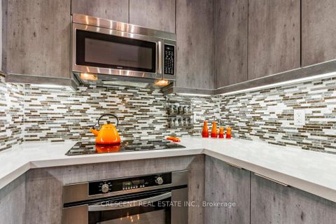 Photo 14 at 701 - 35 Balmuto Street, Bay Street Corridor, Toronto Photo 14 at 701 - 35 Balmuto Street, Bay Street Corridor, Toronto