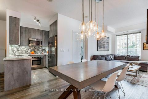 Photo 17 at 701 - 35 Balmuto Street, Bay Street Corridor, Toronto