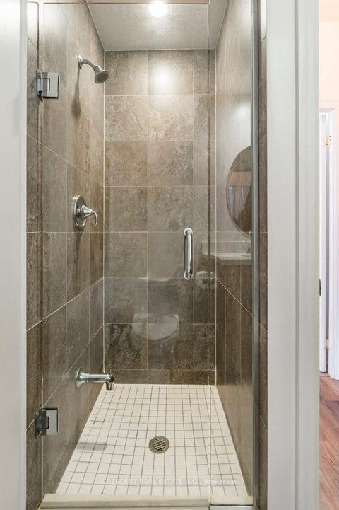 Photo 28 at 701 - 35 Balmuto Street, Bay Street Corridor, Toronto Photo 28 at 701 - 35 Balmuto Street, Bay Street Corridor, Toronto