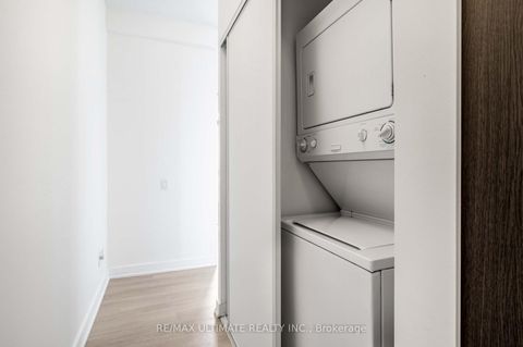 Photo 13 at 3808 - 33 Charles Street E, Yonge Corridor, Toronto