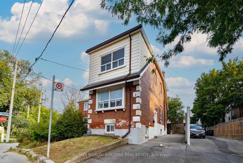 Photo 1 at 4 GREENLAW Avenue, Davenport, Toronto