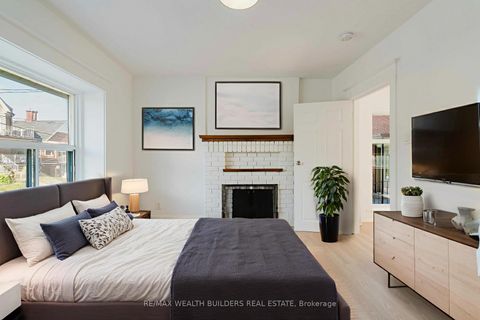 Photo 4 at 4 GREENLAW Avenue, Davenport, Toronto