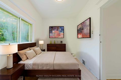 Photo 6 at 4 GREENLAW Avenue, Davenport, Toronto