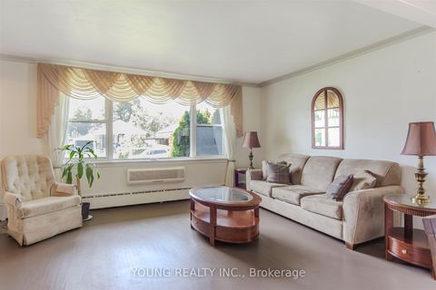 Photo 9 at 35 Porter Crescent, Dorset Park, Toronto