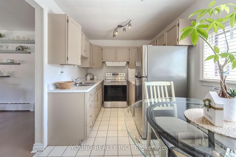 Photo 13 at 35 Porter Crescent, Dorset Park, Toronto