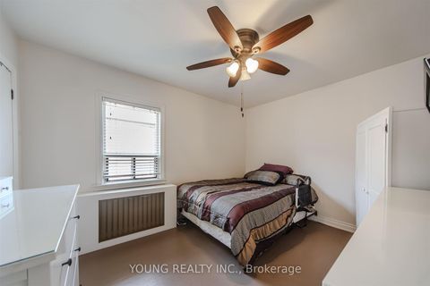 Photo 23 at 35 Porter Crescent, Dorset Park, Toronto