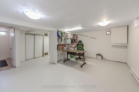 Photo 34 at 35 Porter Crescent, Dorset Park, Toronto