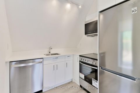 Photo 21 at 45 Brock Avenue, South Parkdale, Toronto