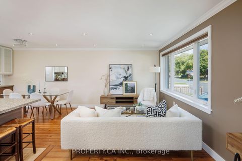 Photo 3 at 316 Renforth Drive, Markland Wood, Toronto