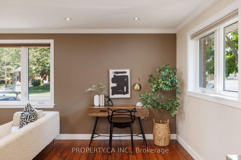 Photo 5 at 316 Renforth Drive, Markland Wood, Toronto