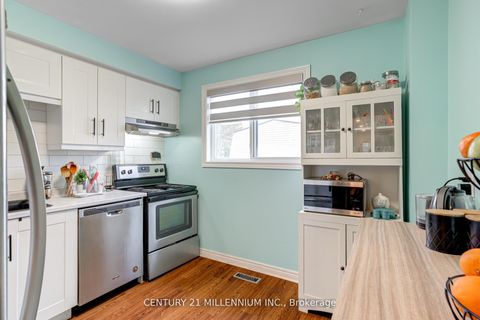 Photo 9 at 4 - 1536 Sixth Line, CP College Park, Oakville