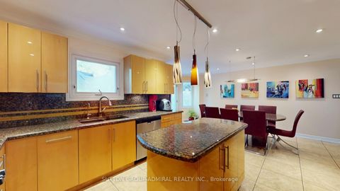 Photo 10 at 25 Flamingo Road, Uplands, Vaughan