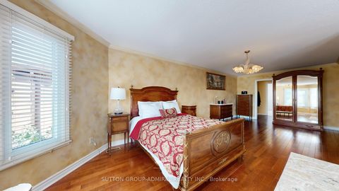 Photo 25 at 25 Flamingo Road, Uplands, Vaughan