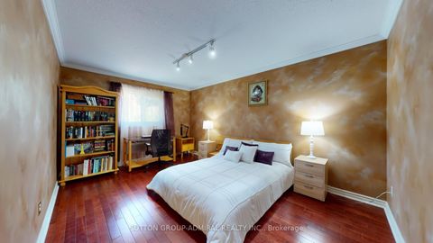 Photo 33 at 25 Flamingo Road, Uplands, Vaughan