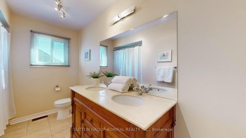Photo 35 at 25 Flamingo Road, Uplands, Vaughan