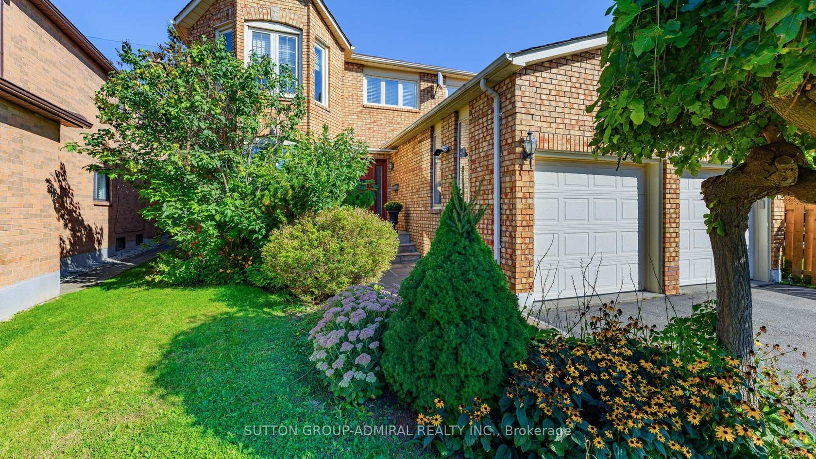 25 Flamingo Road, Uplands, Vaughan 