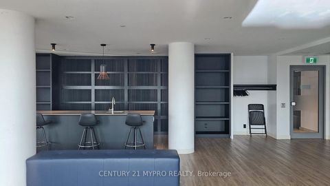 Photo 5 at 404 - 120 Parliament Street, Moss Park, Toronto