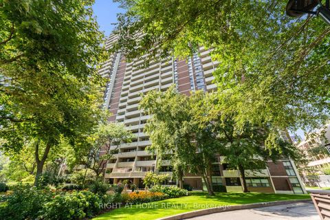 Photo 33 at 817 - 40 Homewood Avenue, South St. James Town, Toronto