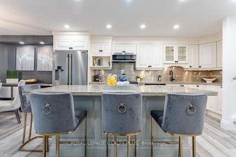 Photo 3 at A22 - 284 Mill Road, Markland Wood, Toronto