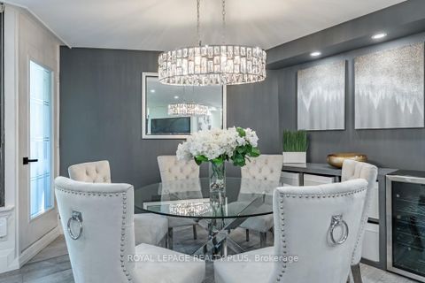Photo 6 at A22 - 284 Mill Road, Markland Wood, Toronto